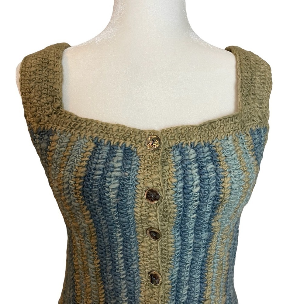 Crochet Button front Handmade Cropped Top w/ Abalone Buttons - Picture 2 of 13